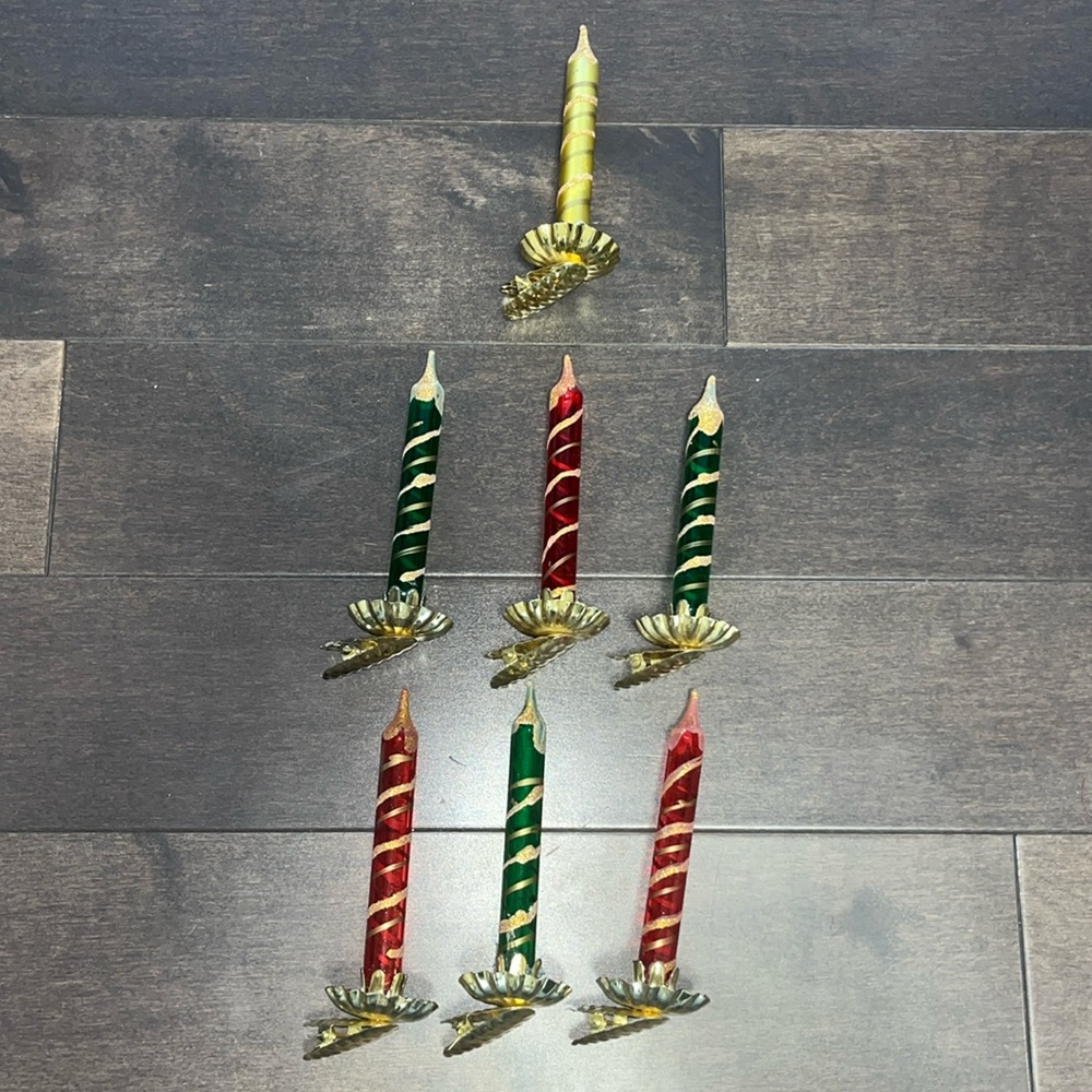 7 Vintage clip on glass candles